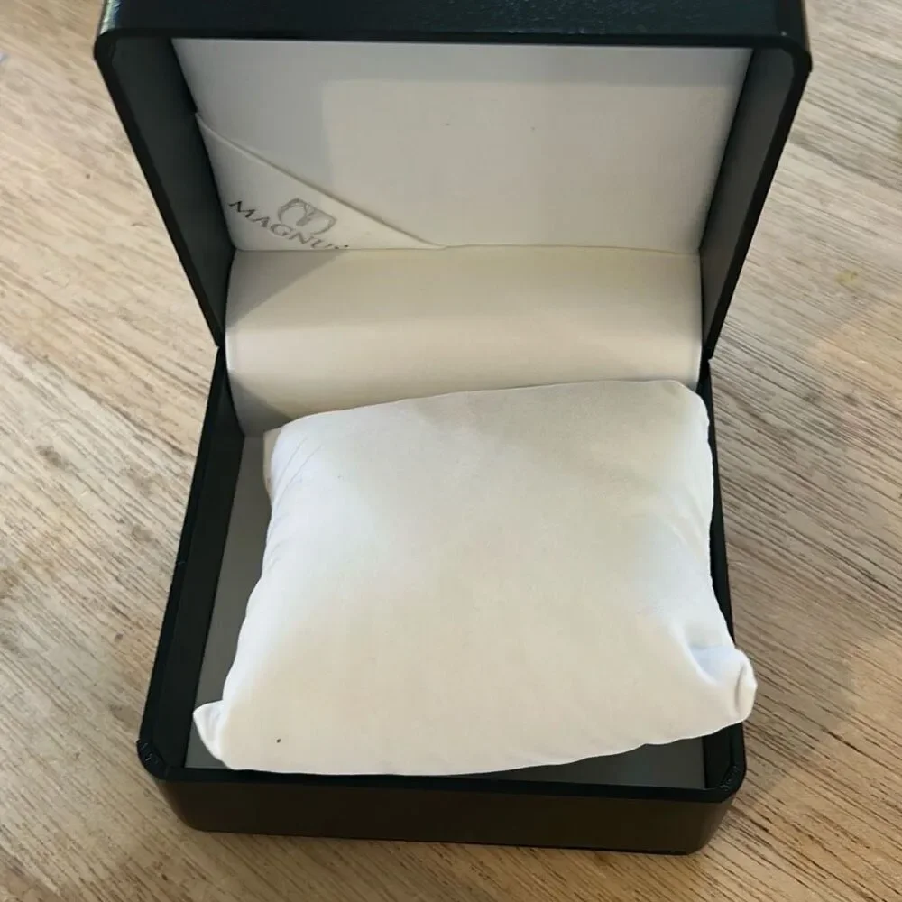 No Brand magnus black